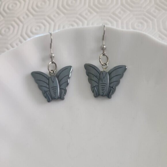 Vintage Boho Sterling Silver Carved Hematite Butterfly Dangle Drop Earrings - Picture 4 of 4